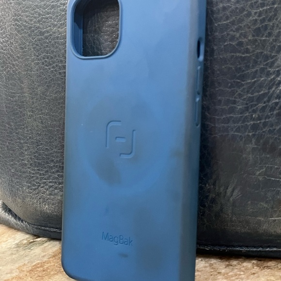 iPhone 13 cases - Picture 6 of 16